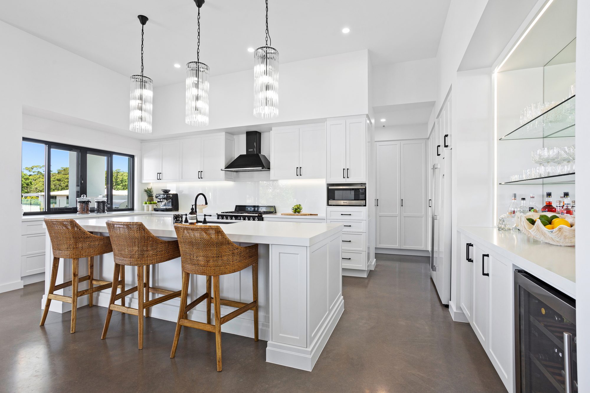 Yellowwood home, kitchen with pendant lighting